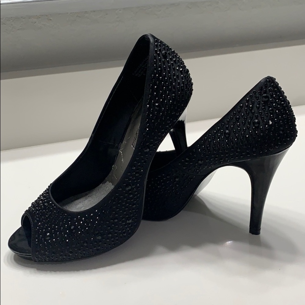 Shinny Black Shoes, Lulu Townsend, Size 8